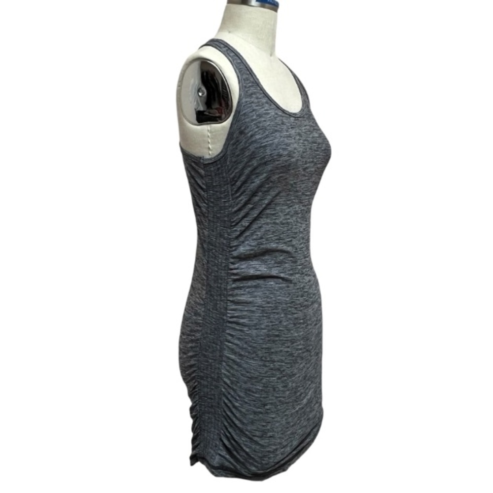 Old Navy Active Fitted Ruched Long Athletic Top